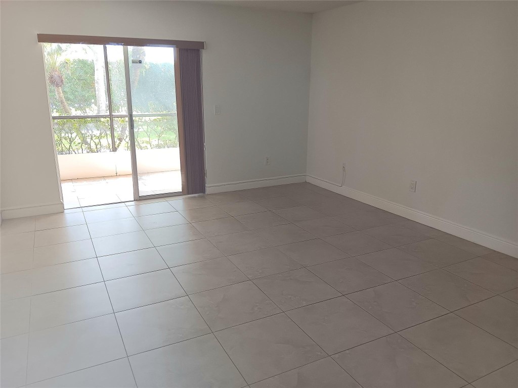 Royal Poinciana - Residential