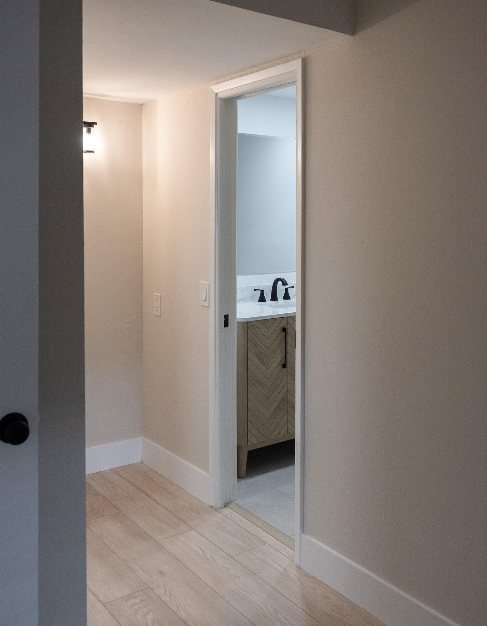 NO 18 PALM-AIRE COUNTRY C - Residential Lease