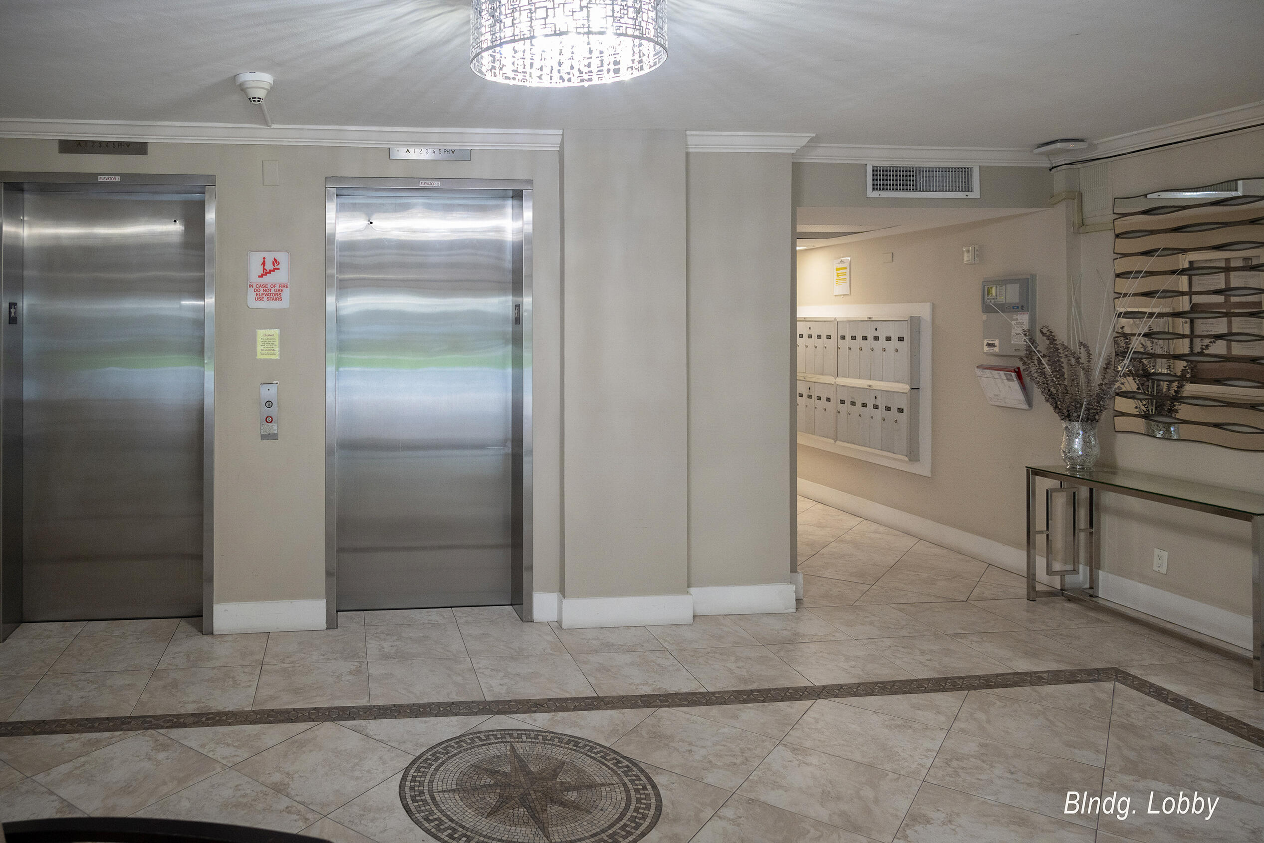 NO 18 PALM-AIRE COUNTRY C - Residential Lease