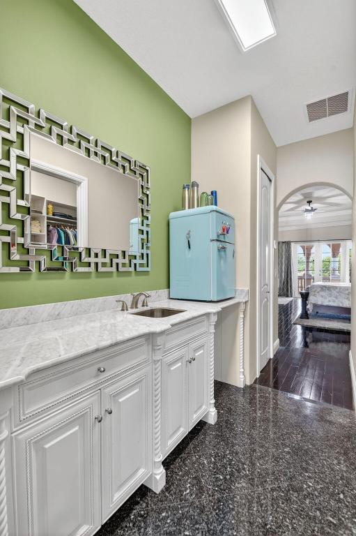 Lexington of Sherbrooke - Residential