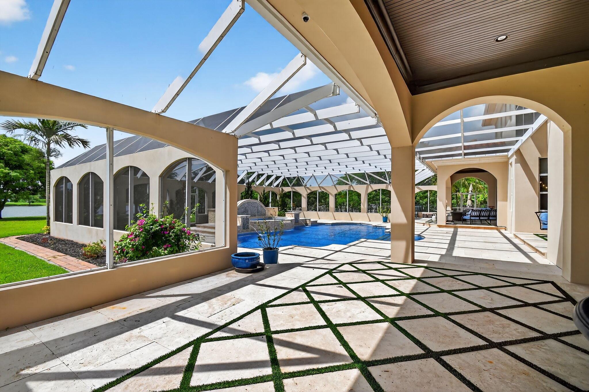 Lexington of Sherbrooke - Residential