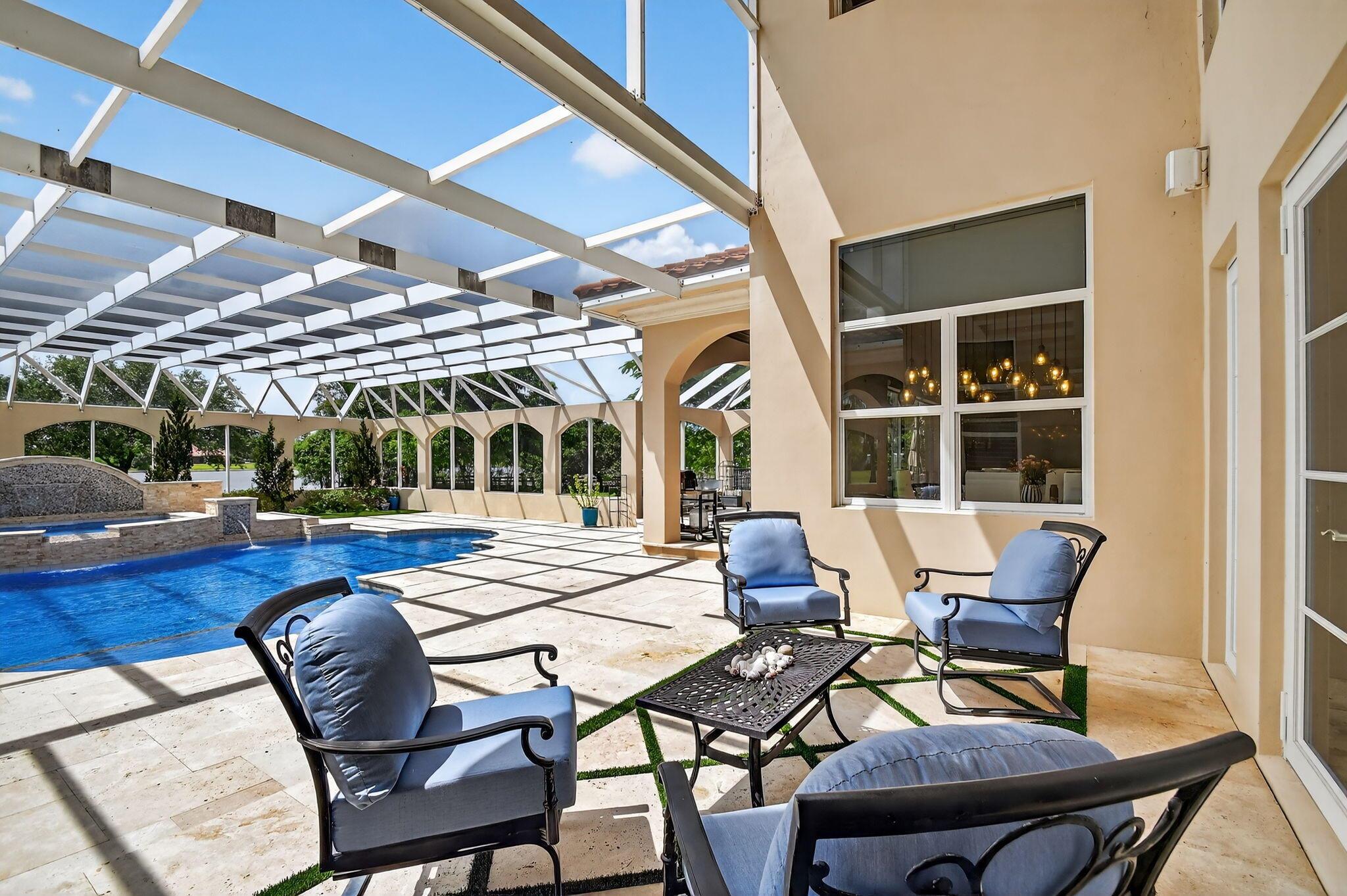 Lexington of Sherbrooke - Residential