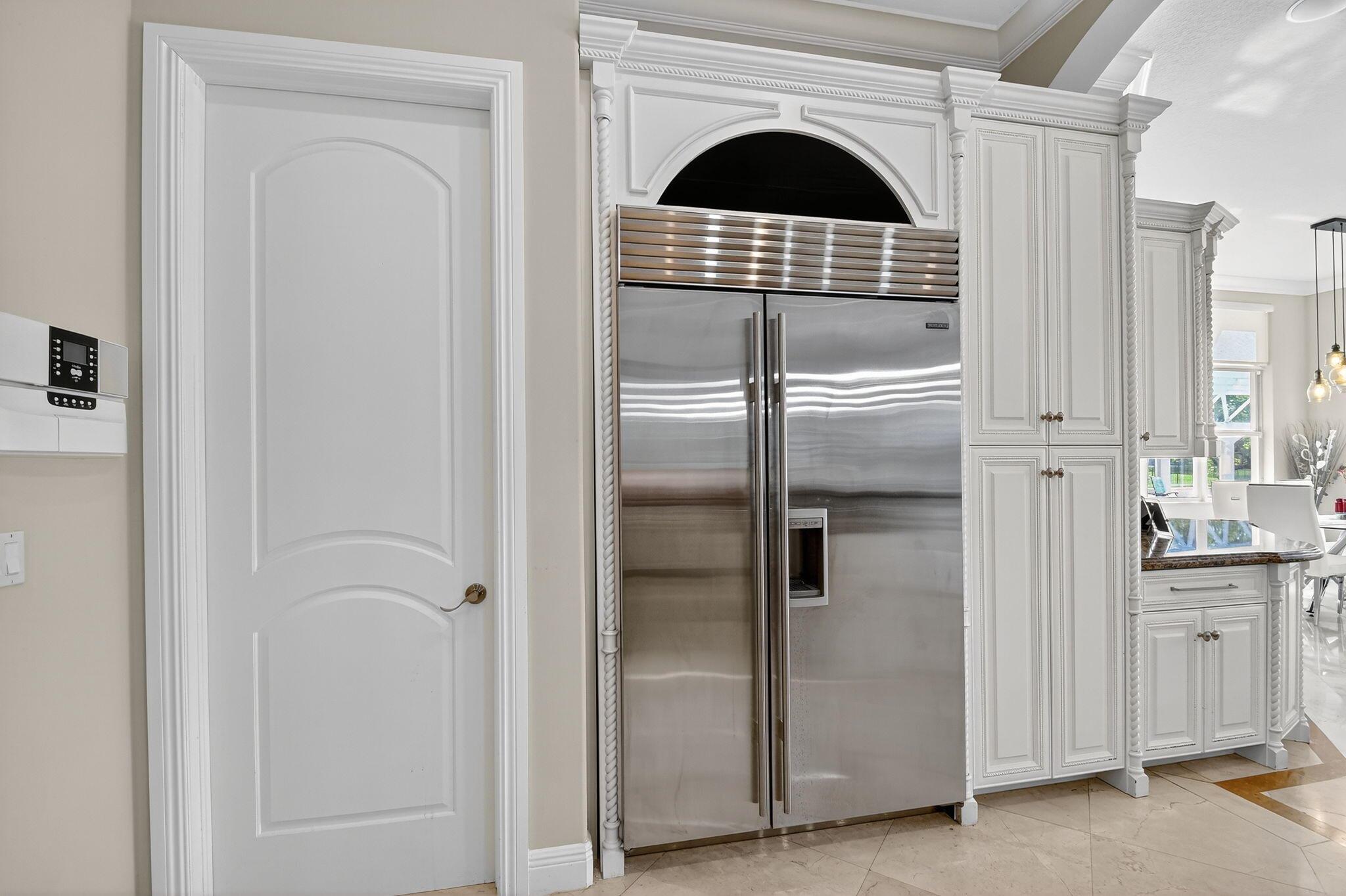 Lexington of Sherbrooke - Residential
