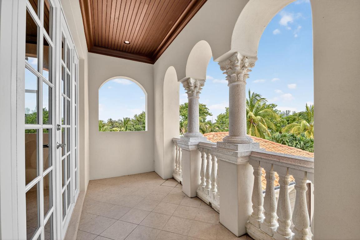 Lexington of Sherbrooke - Residential