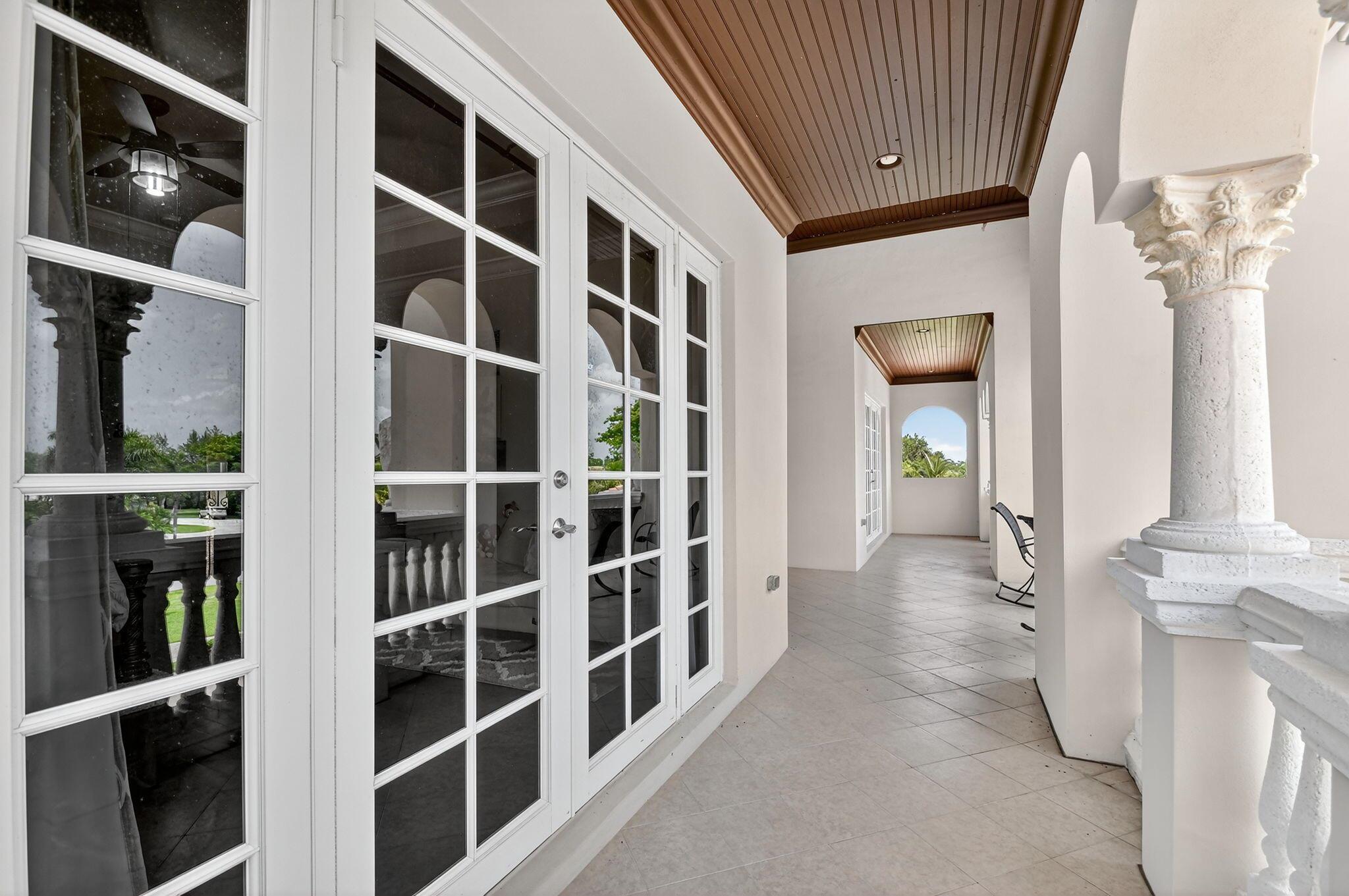 Lexington of Sherbrooke - Residential