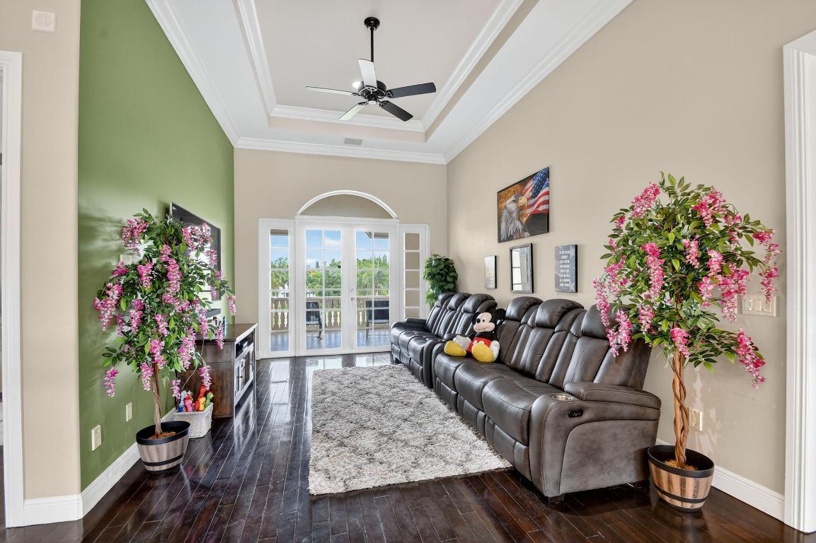 Lexington of Sherbrooke - Residential