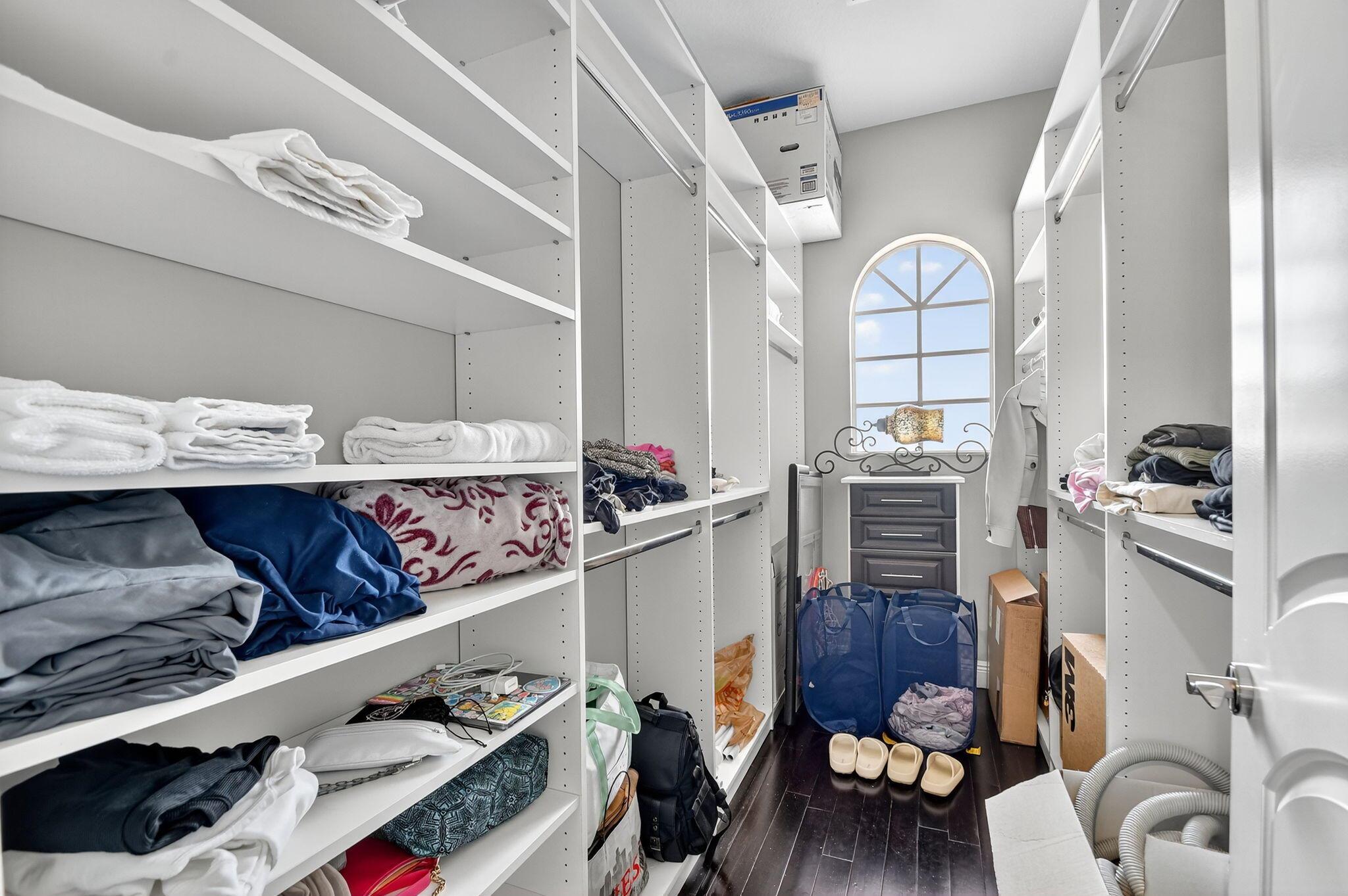 Lexington of Sherbrooke - Residential