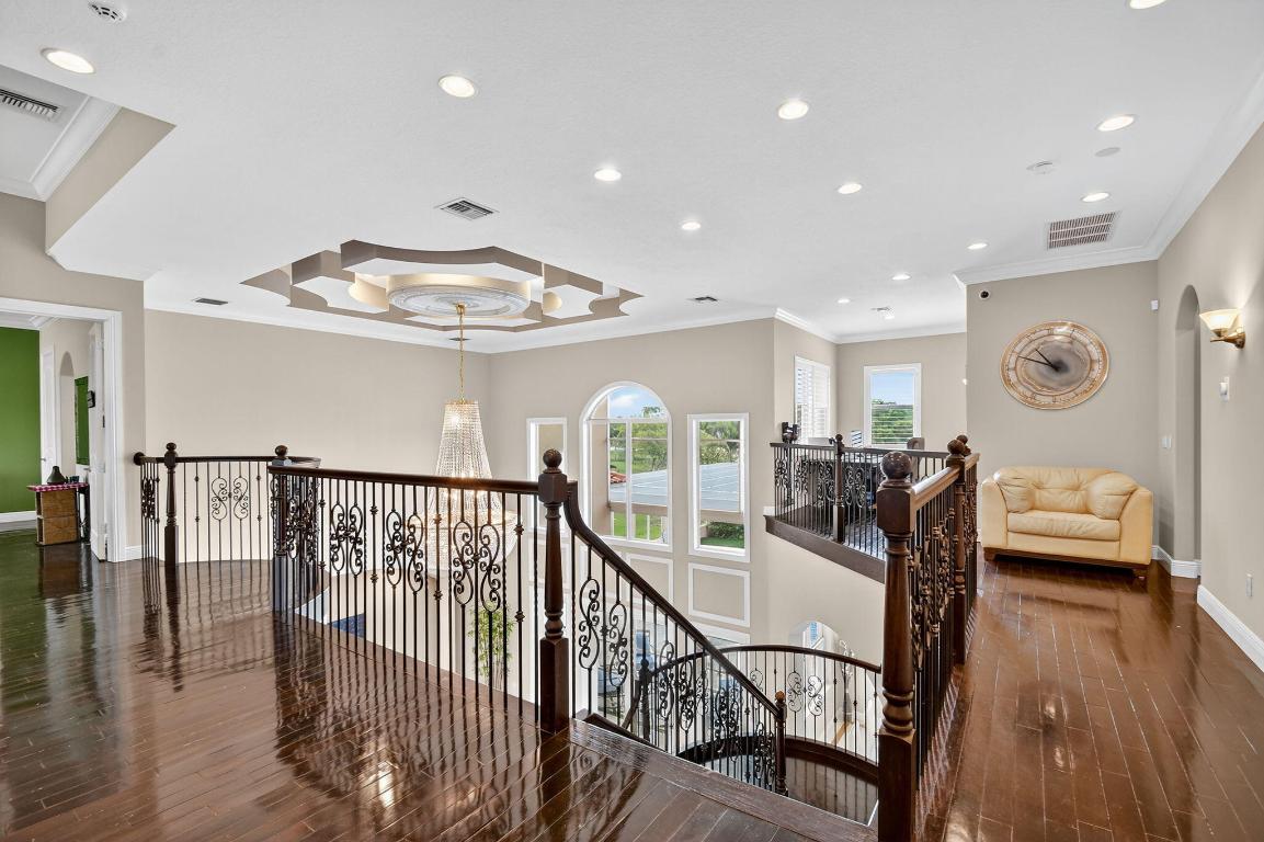 Lexington of Sherbrooke - Residential