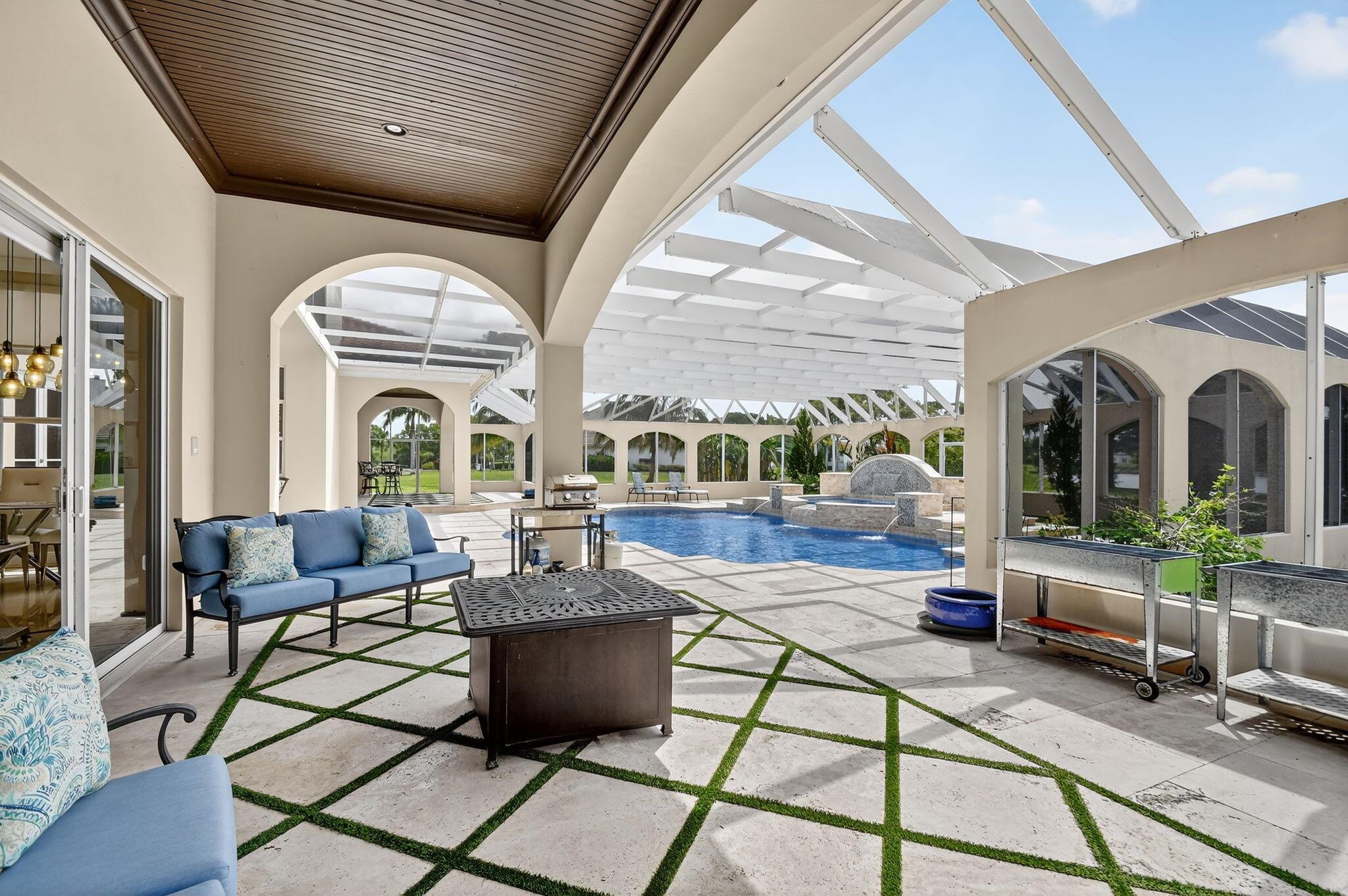Lexington of Sherbrooke - Residential