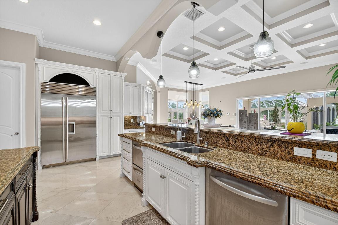 Lexington of Sherbrooke - Residential