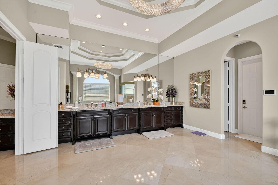 Lexington of Sherbrooke - Residential