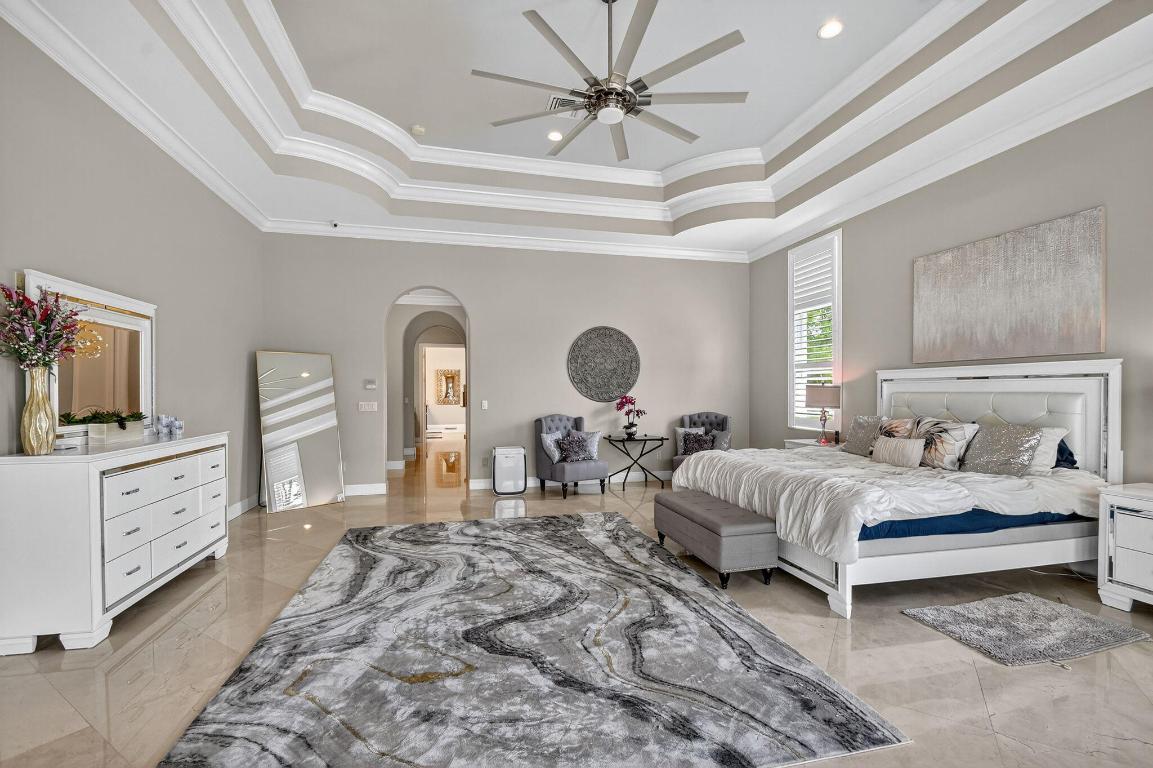 Lexington of Sherbrooke - Residential