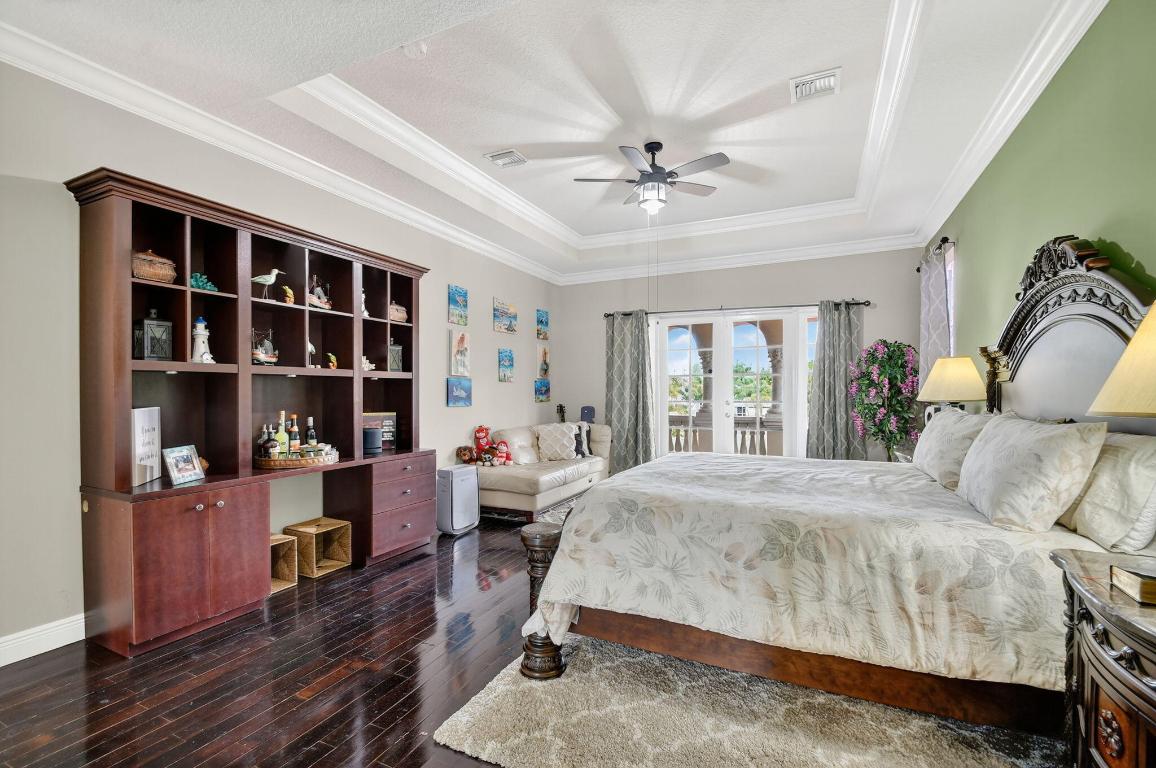 Lexington of Sherbrooke - Residential