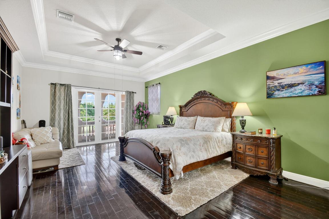 Lexington of Sherbrooke - Residential