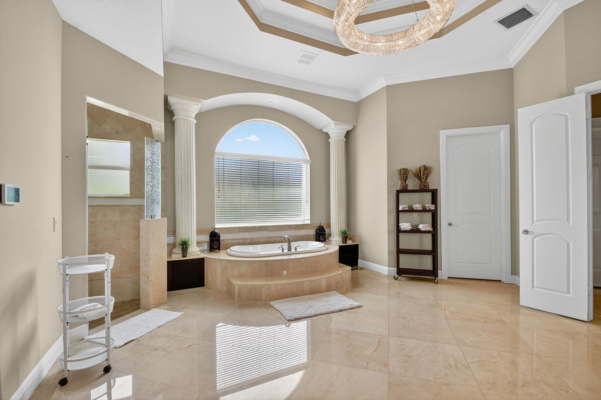 Lexington of Sherbrooke - Residential