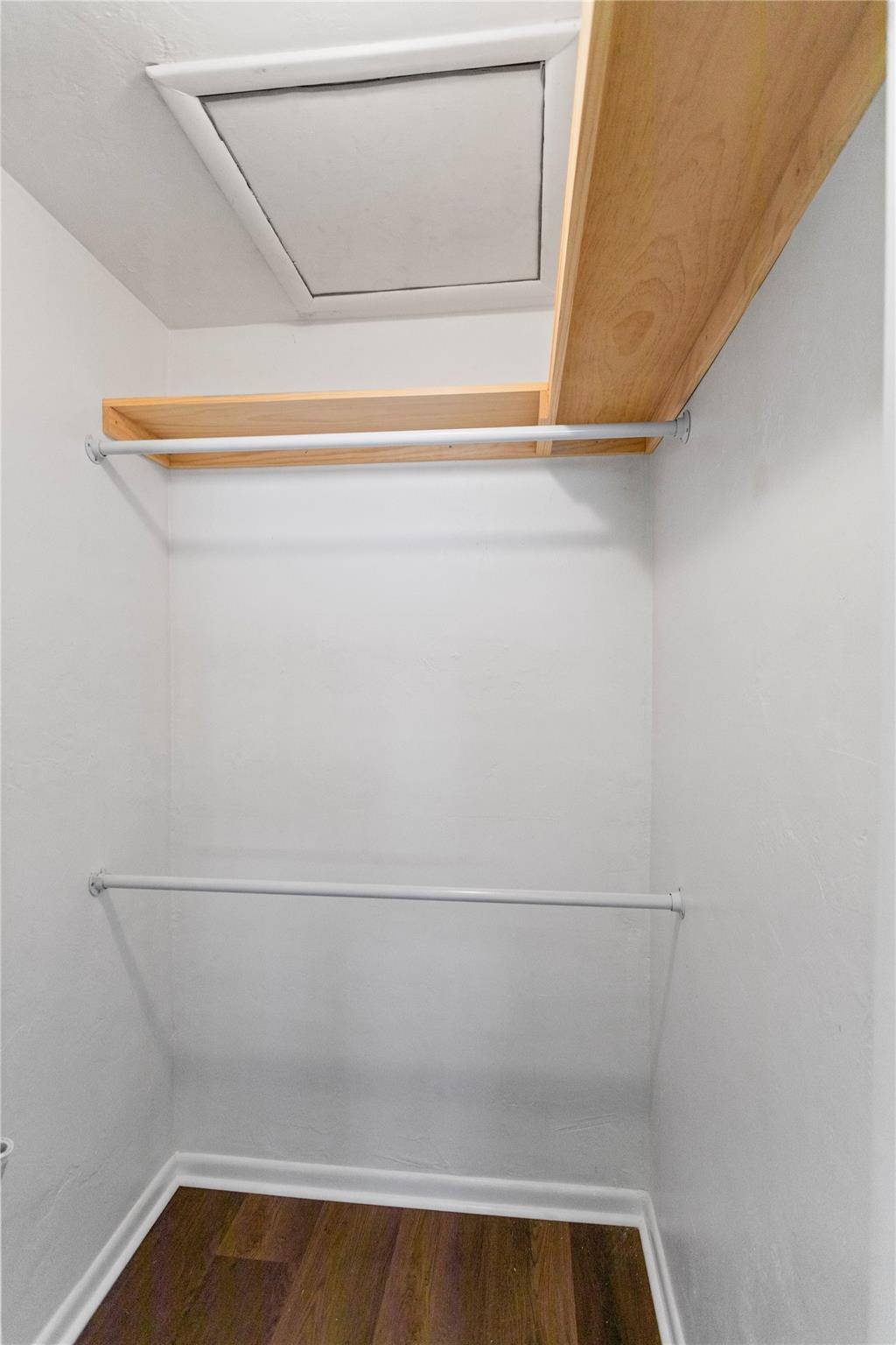 Floranada Ridge Sec A 30- - Residential