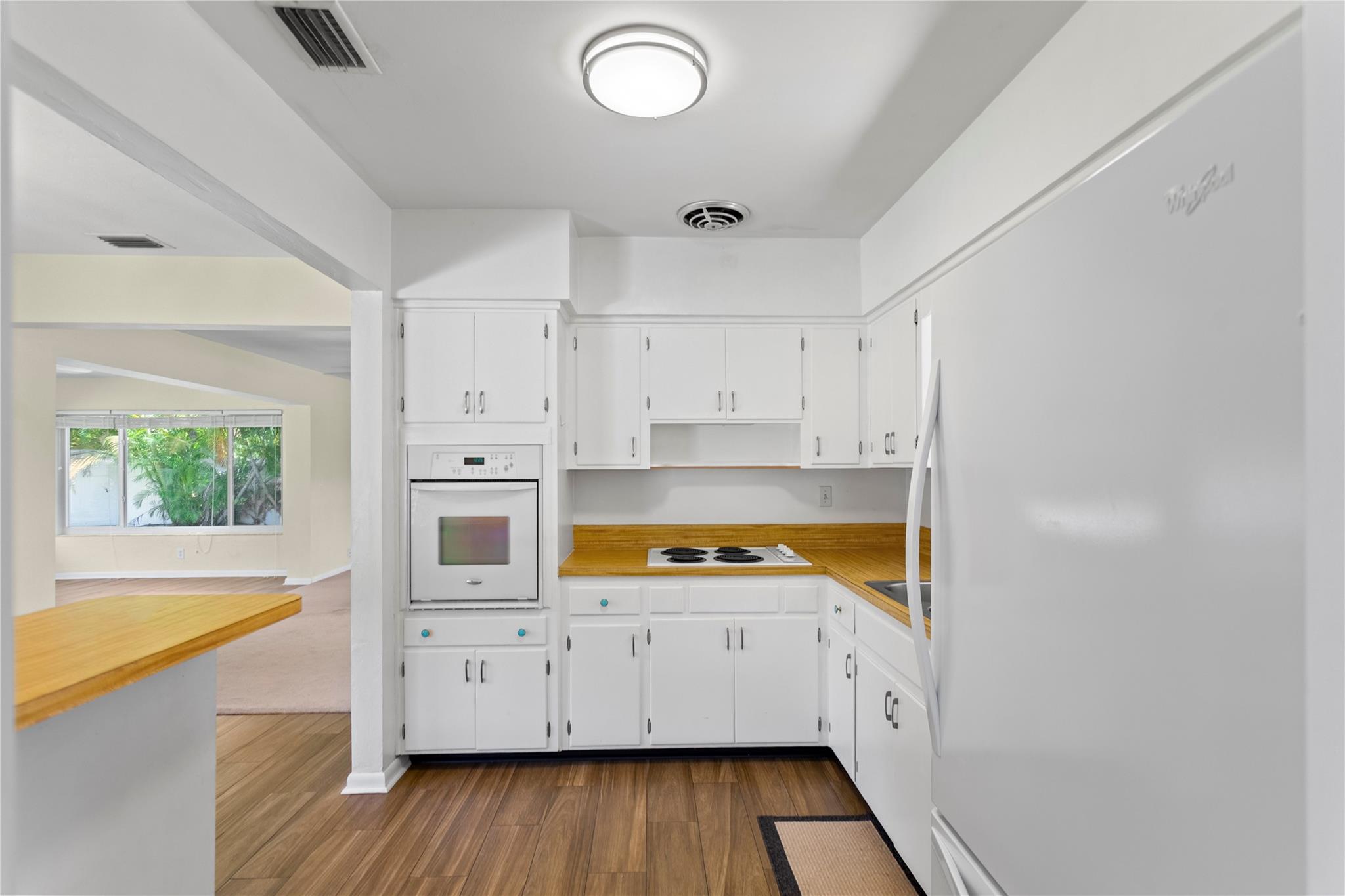 Floranada Ridge Sec A 30- - Residential