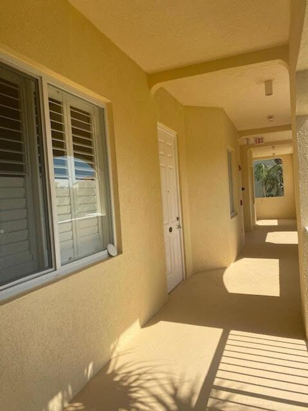 Photo of 18 Harbour Isle Drive W #102, Fort Pierce, FL 34949 (MLS # R11106002)