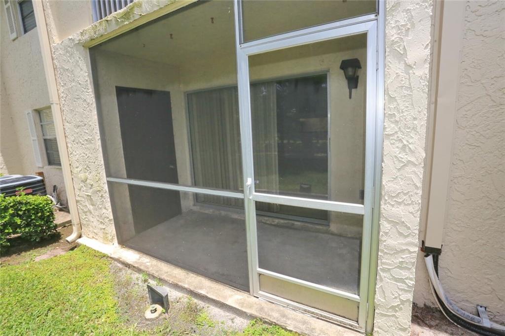 HOLIDAY VILLAGE - Residential