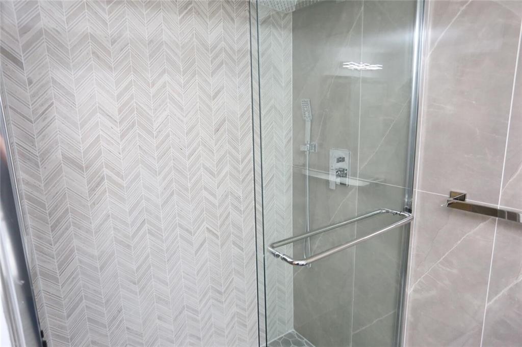 HOLIDAY VILLAGE - Residential