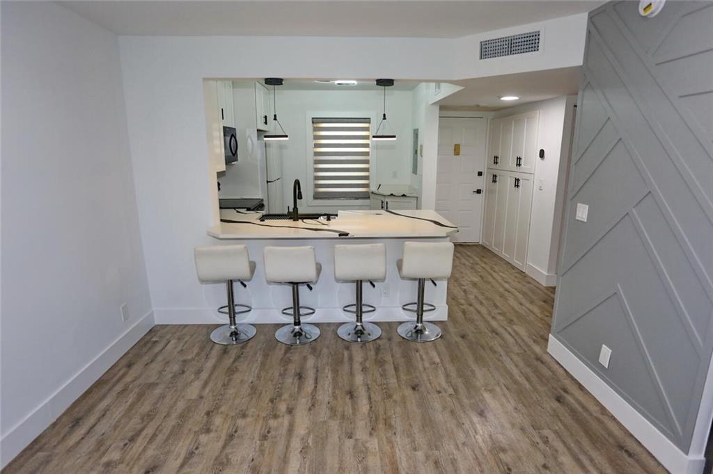 HOLIDAY VILLAGE - Residential