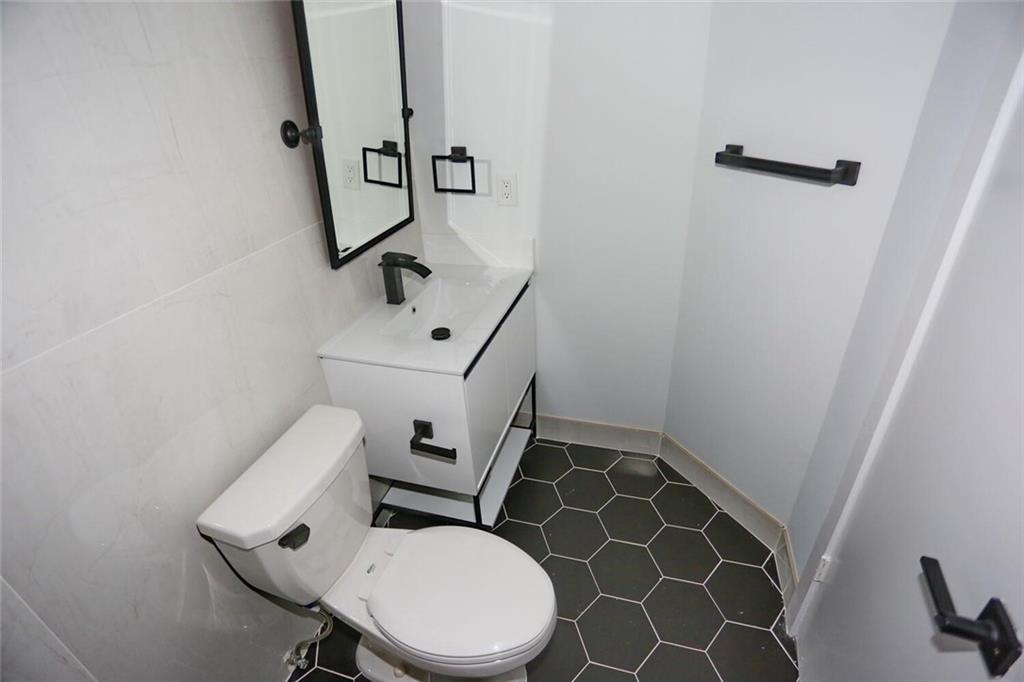 HOLIDAY VILLAGE - Residential