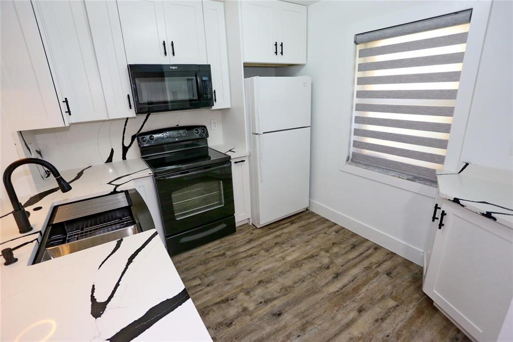 HOLIDAY VILLAGE - Residential