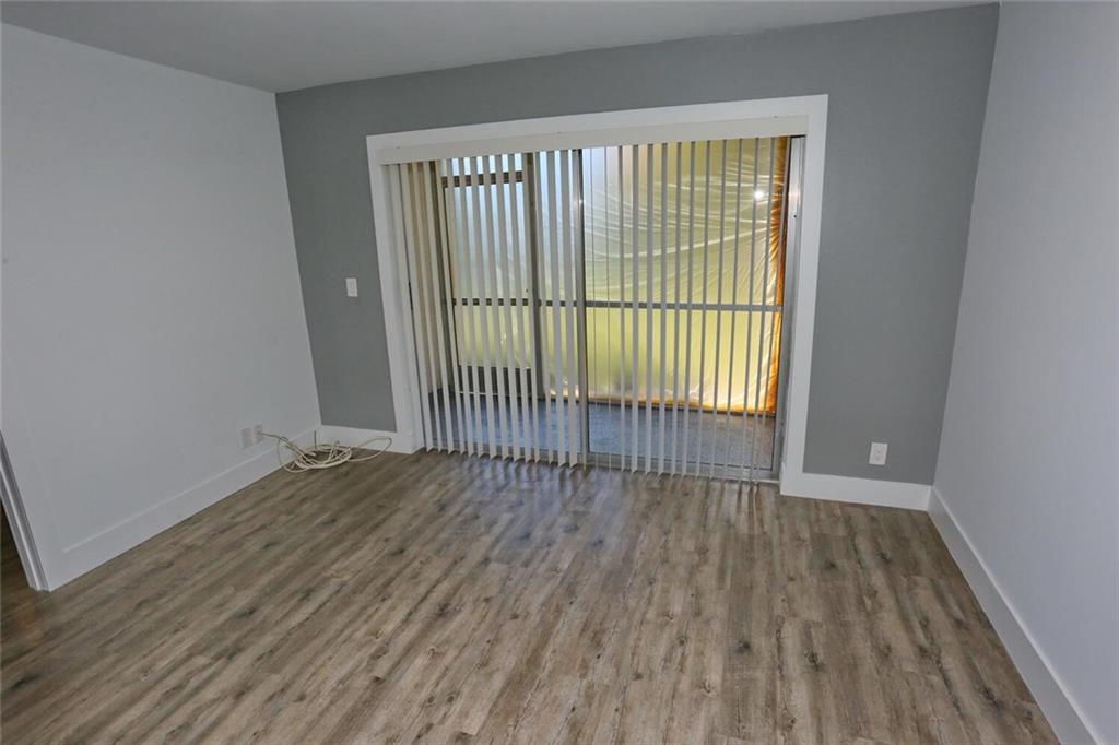 HOLIDAY VILLAGE - Residential