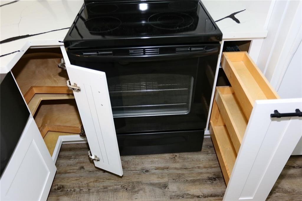 HOLIDAY VILLAGE - Residential