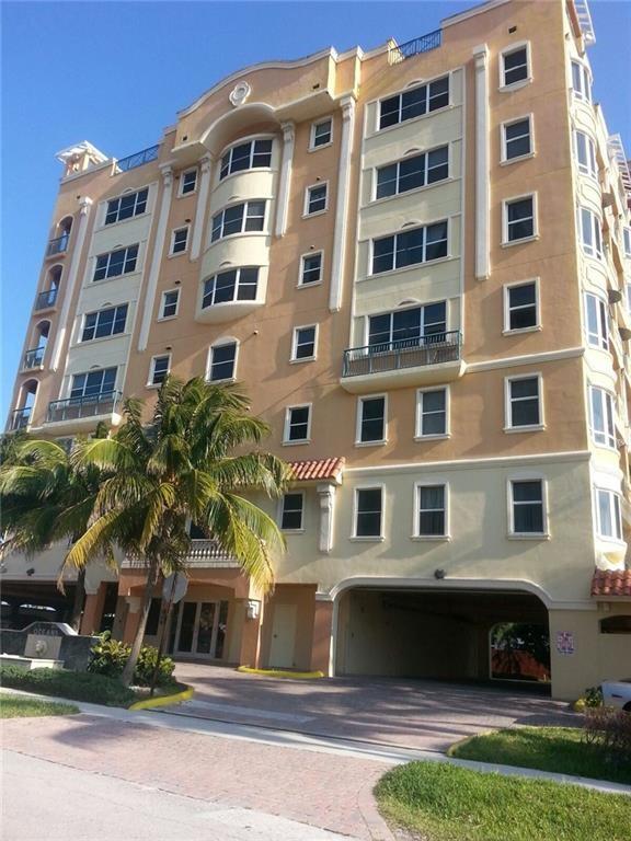 Fabulous 2,200 sq ft unit in boutique building with 2 bedroom, 2 1/2 baths and a den across the street from the beach. Only 12 units in the building and 5 blocks north of Atlantic Blvd. Elevator opens directly into unit and has it's own laundry room as well as porches on both the east and west side. High ceilings and fresh paint throughout. New beautiful floors are being installed over the next month.