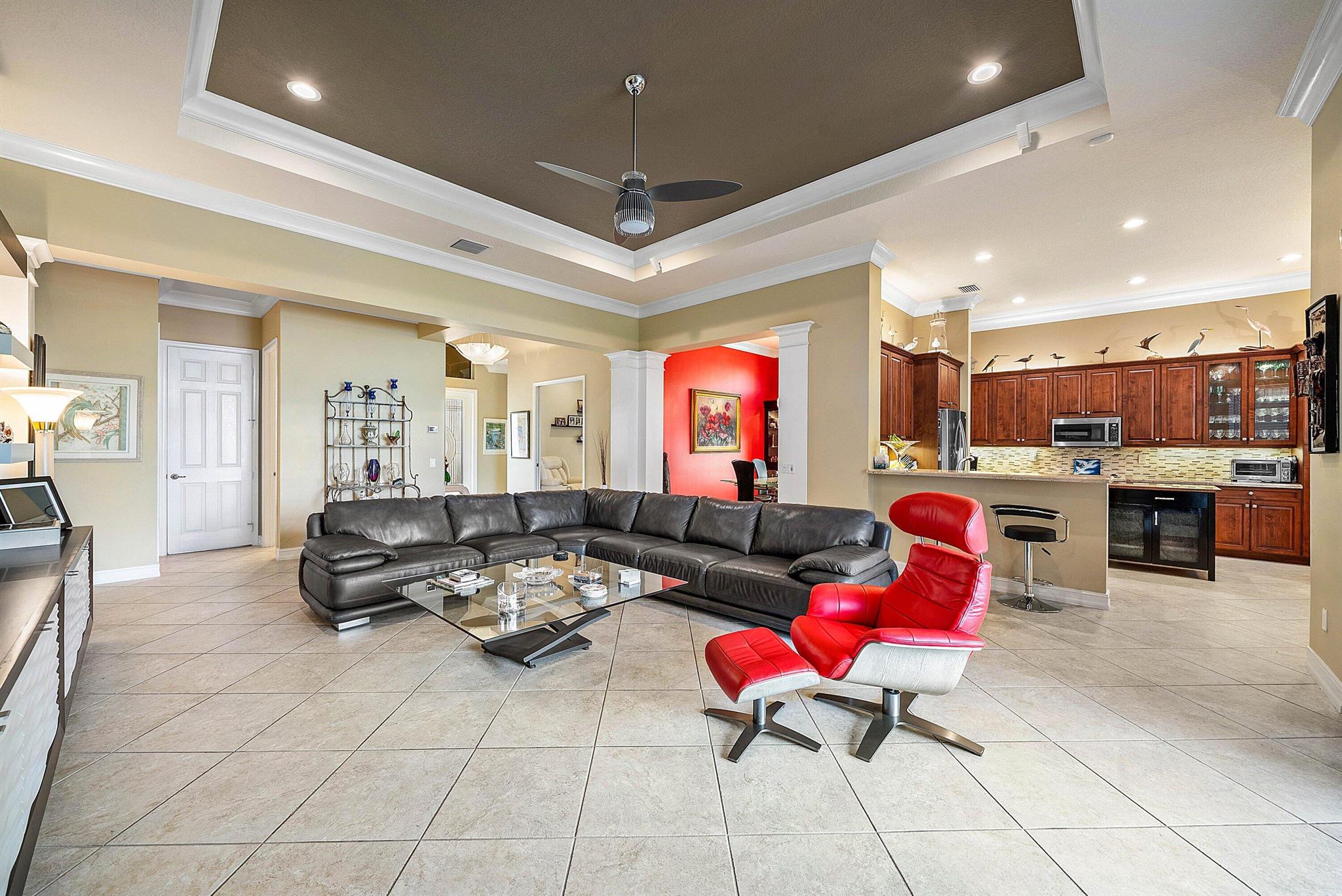 VALENCIA RESERVE - Residential