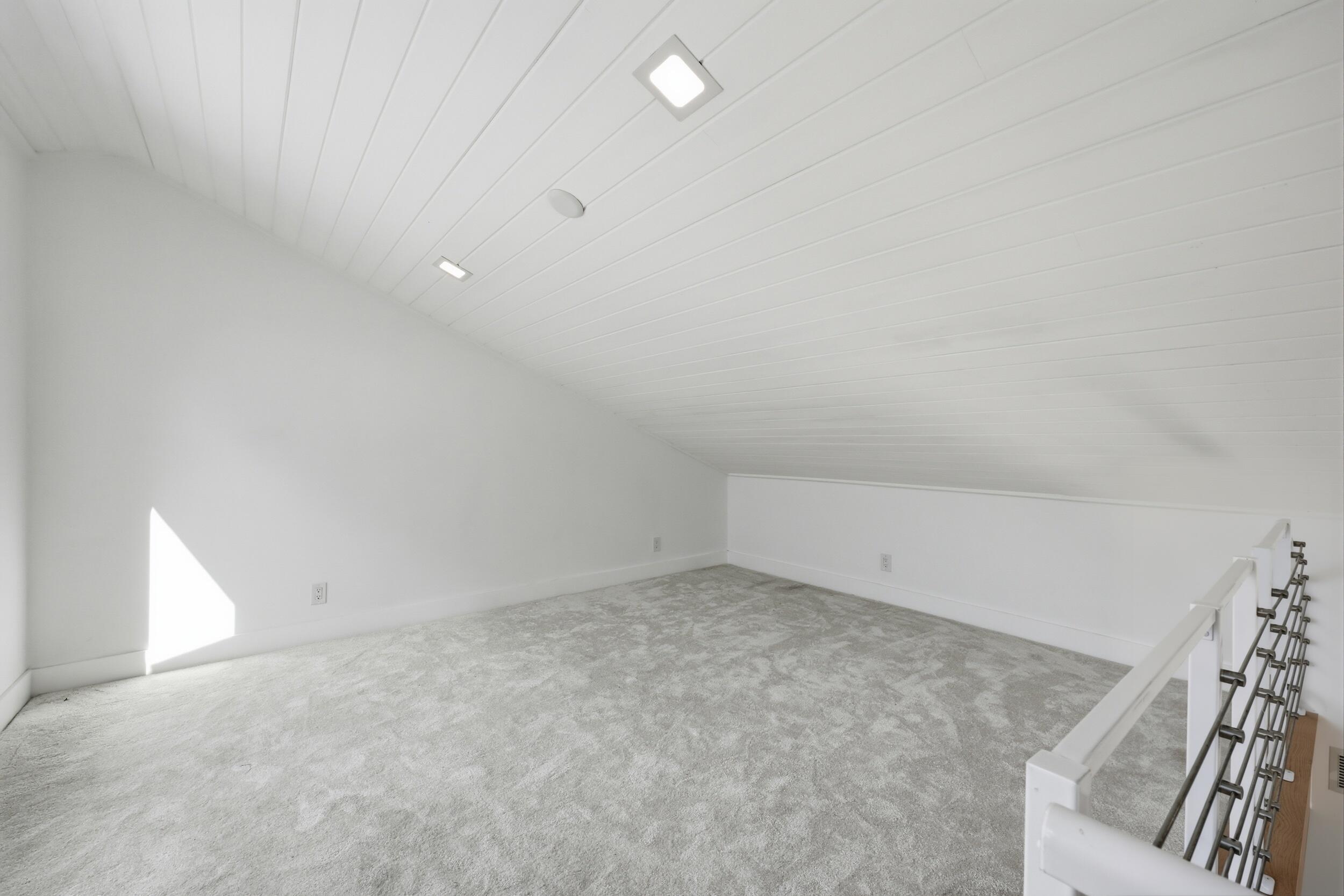 EASTPOINTE COUNTRY CLUB 7 - Residential