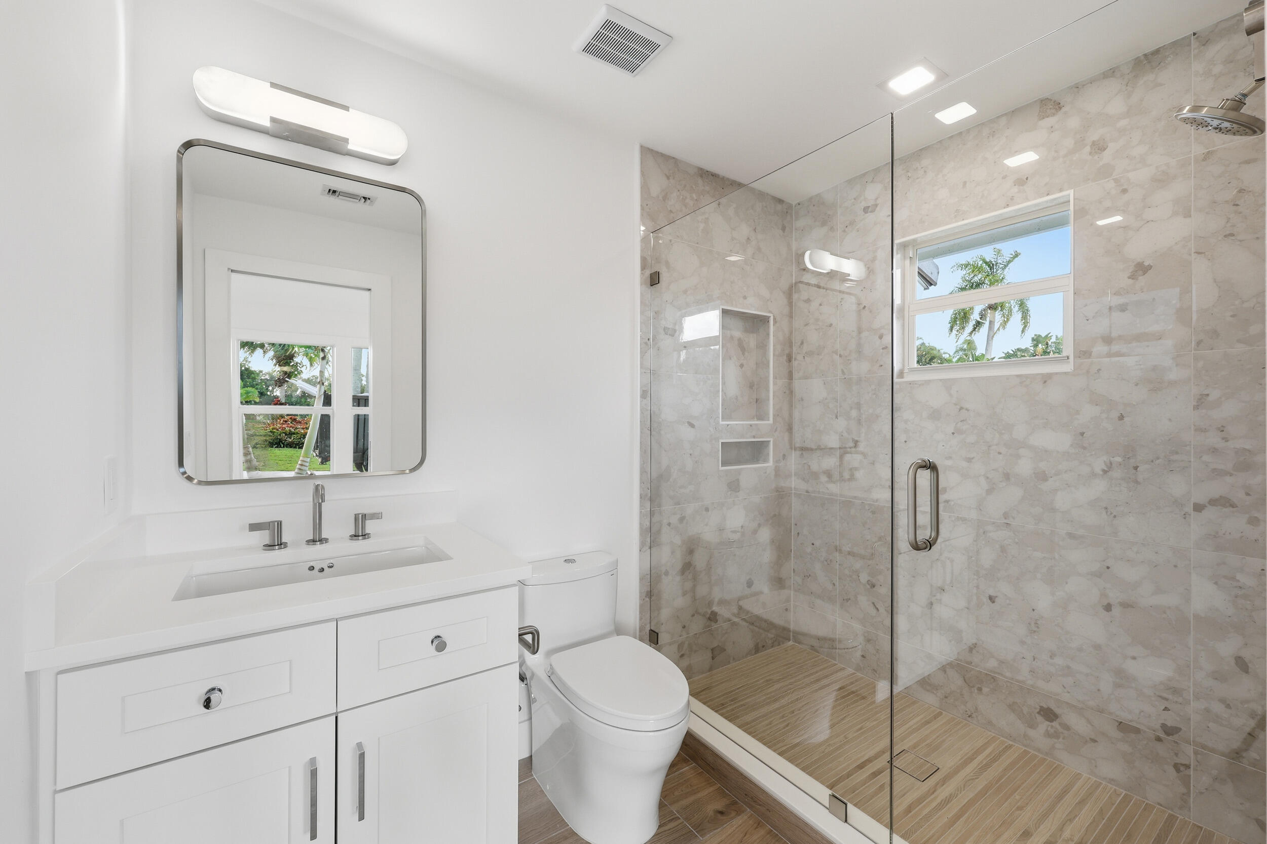 EASTPOINTE COUNTRY CLUB 7 - Residential