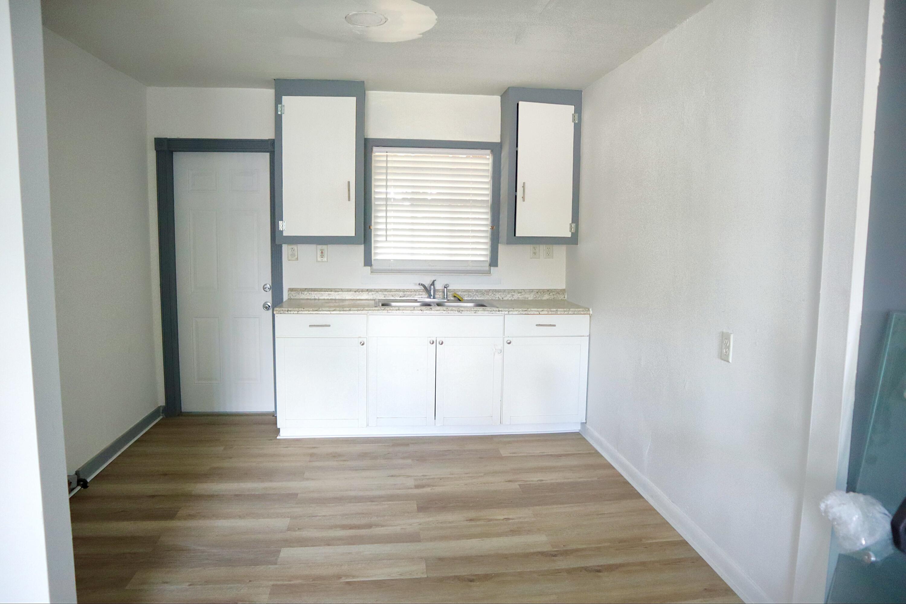 OAKLAND PARK SECOND ADD - Residential Income