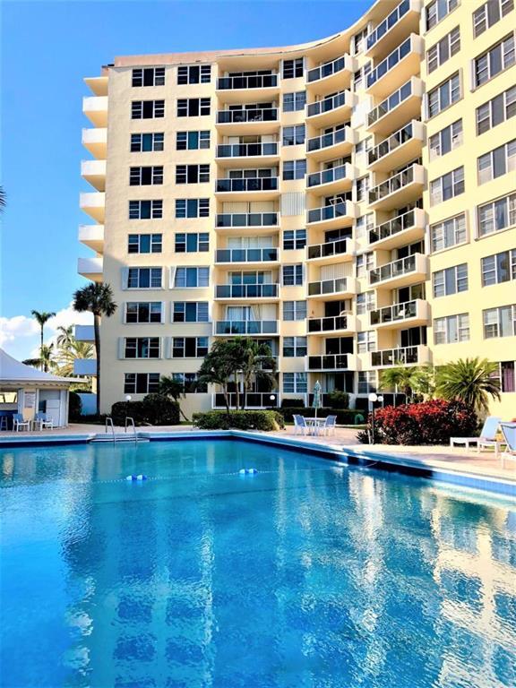 LA FONTANA APTS OF PALM BEACH INC - Residential