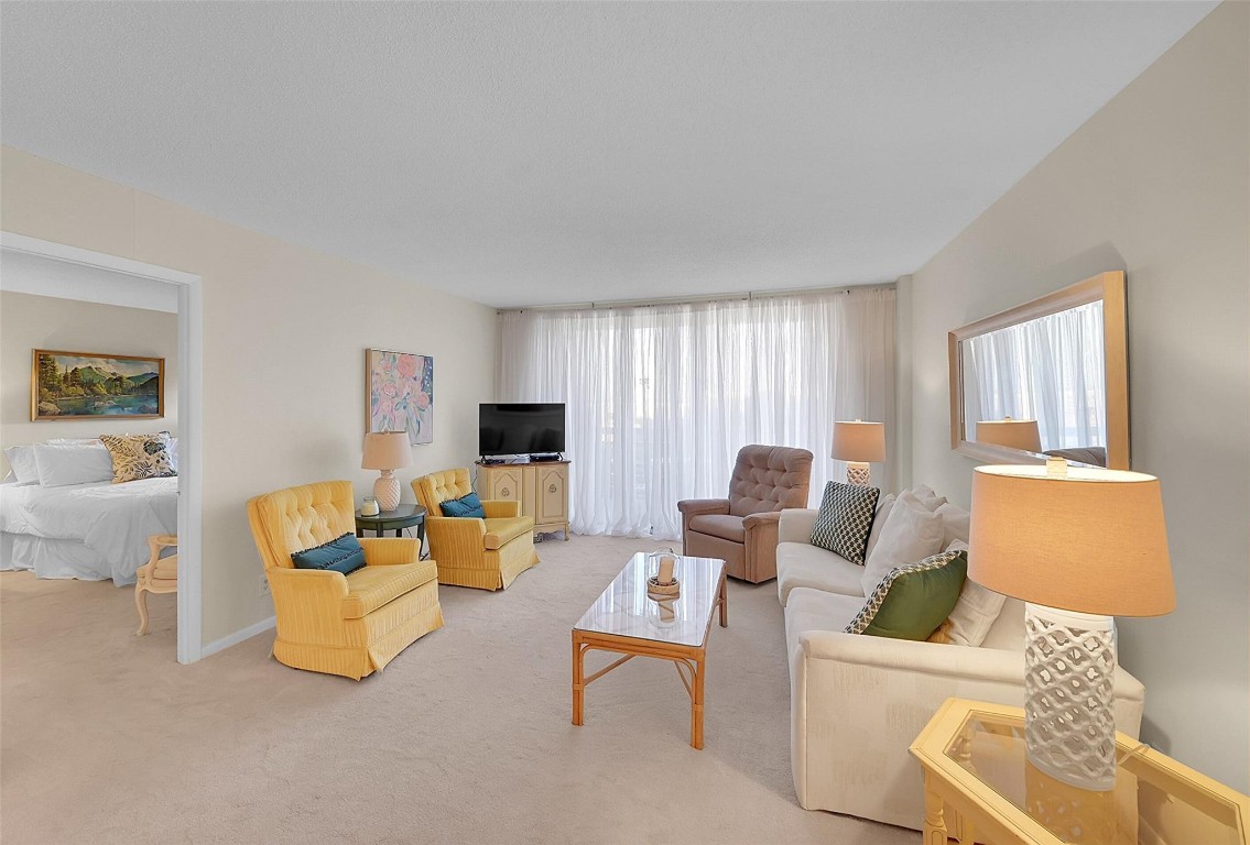 555 NW 4th Avenue 4190