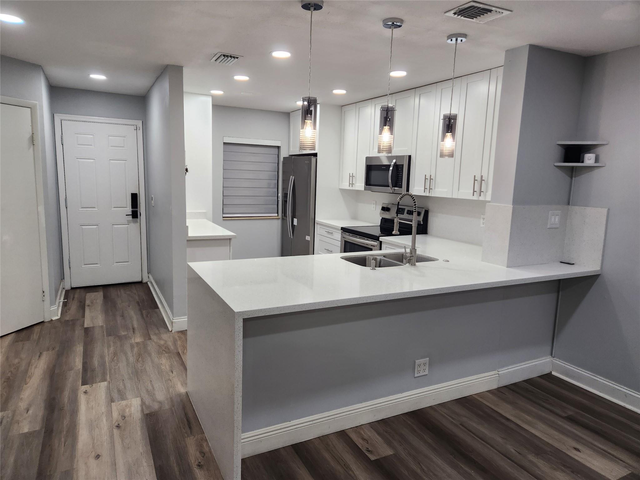 TARTAN COCONUT CREEK PHAS - Residential Lease