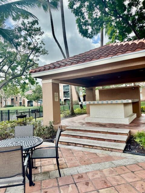 CARRINGTON AT COCONUT CREEK - Residential Lease