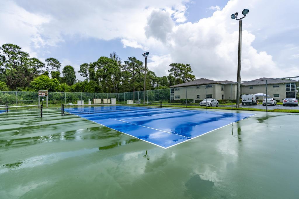 VISTA ST LUCIE - Residential