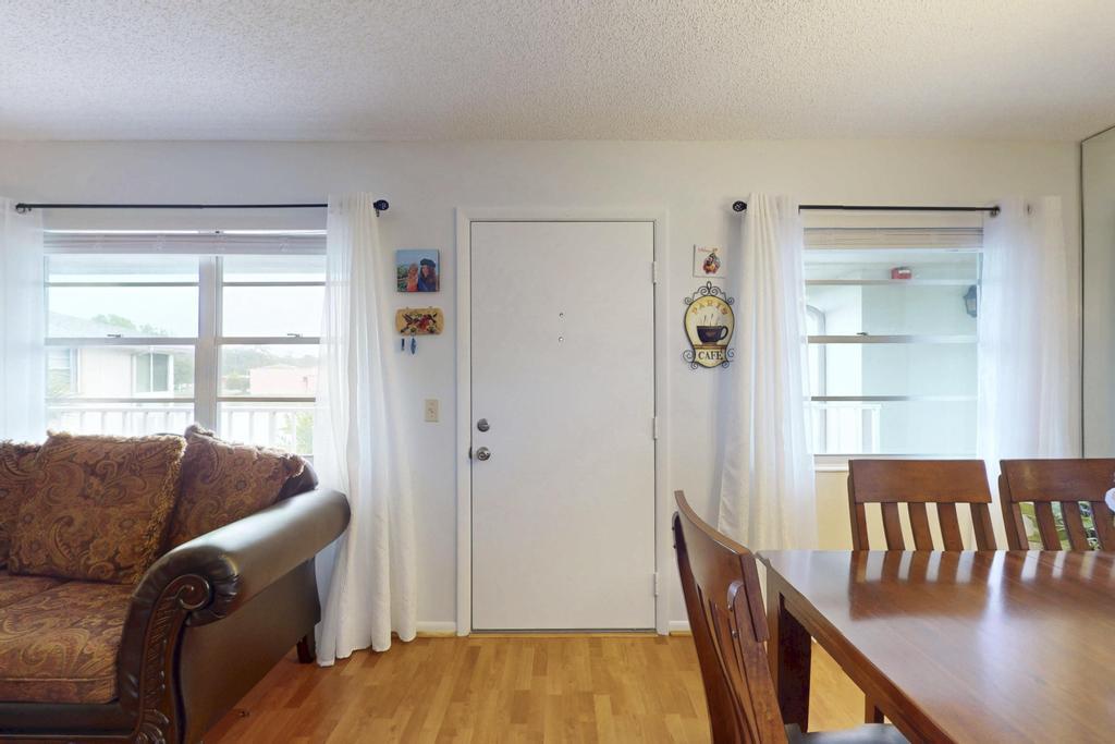 VISTA ST LUCIE - Residential