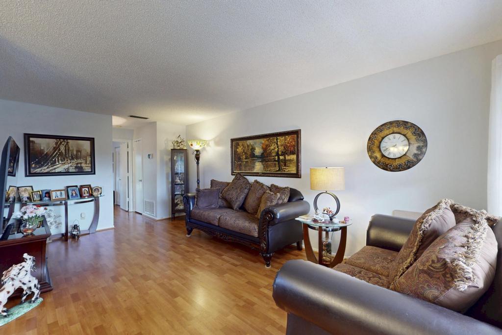 VISTA ST LUCIE - Residential
