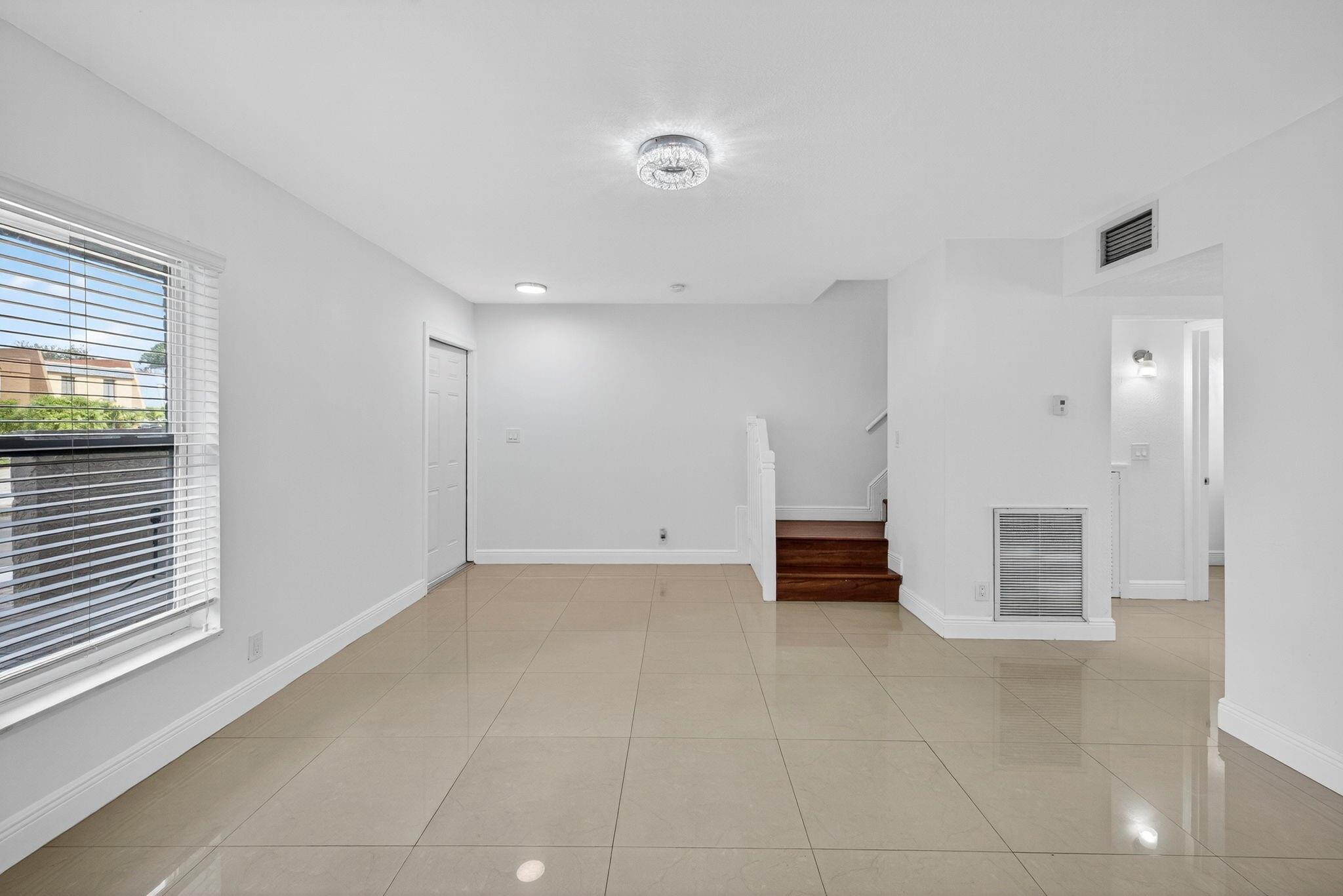 Greenbrier Dev Add 1 - Residential Lease