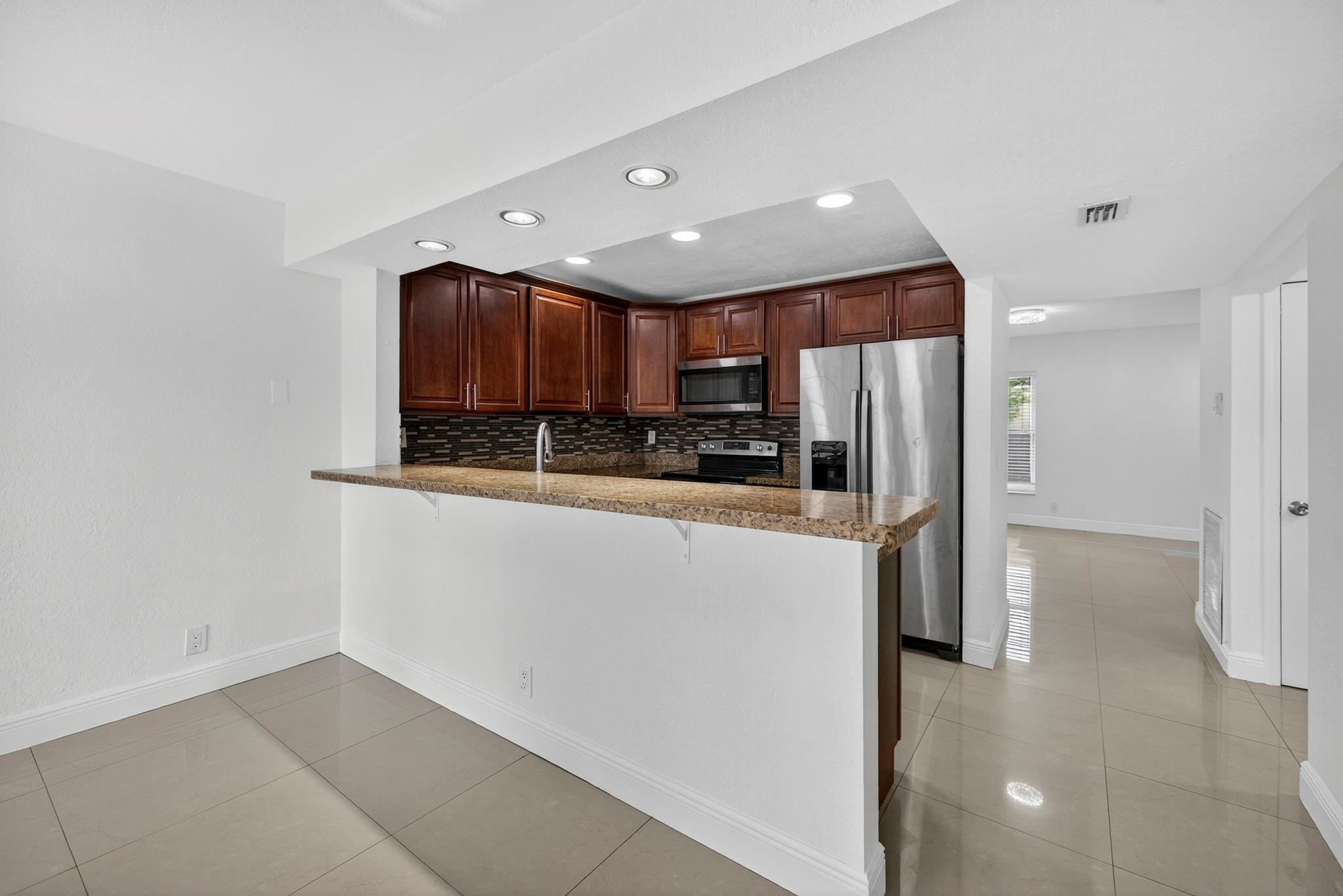 Greenbrier Dev Add 1 - Residential Lease