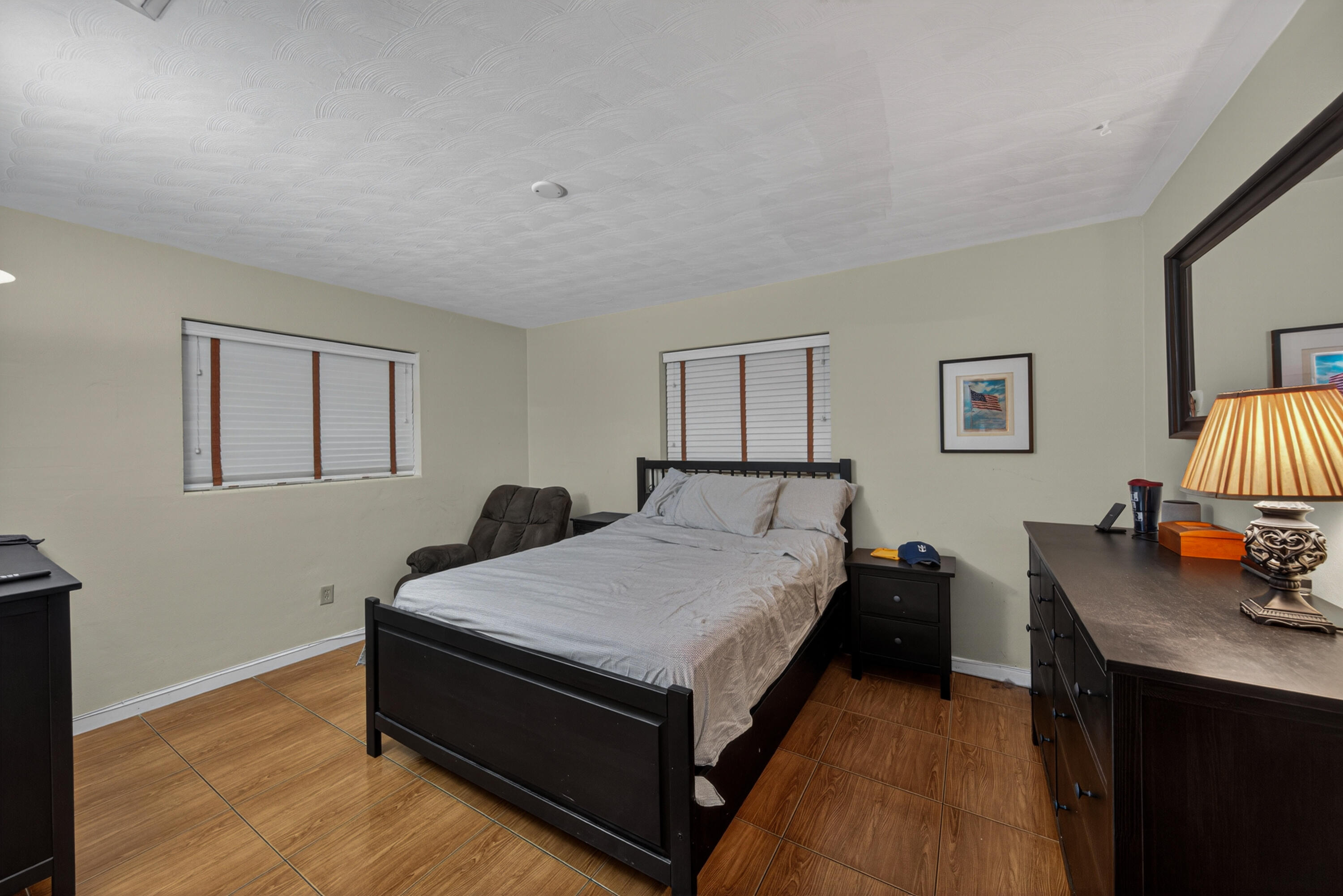 Cresthaven - Residential