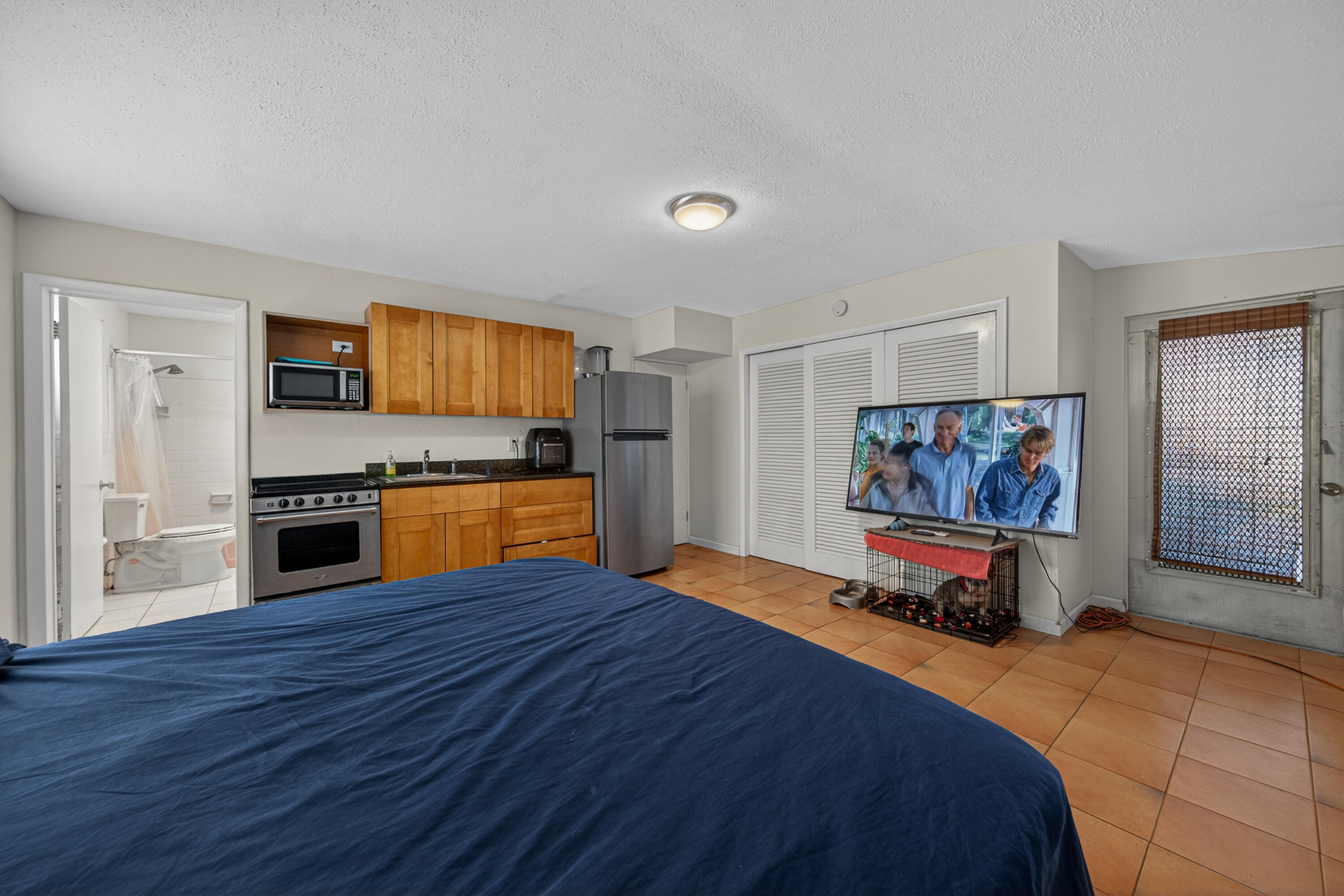 Cresthaven - Residential