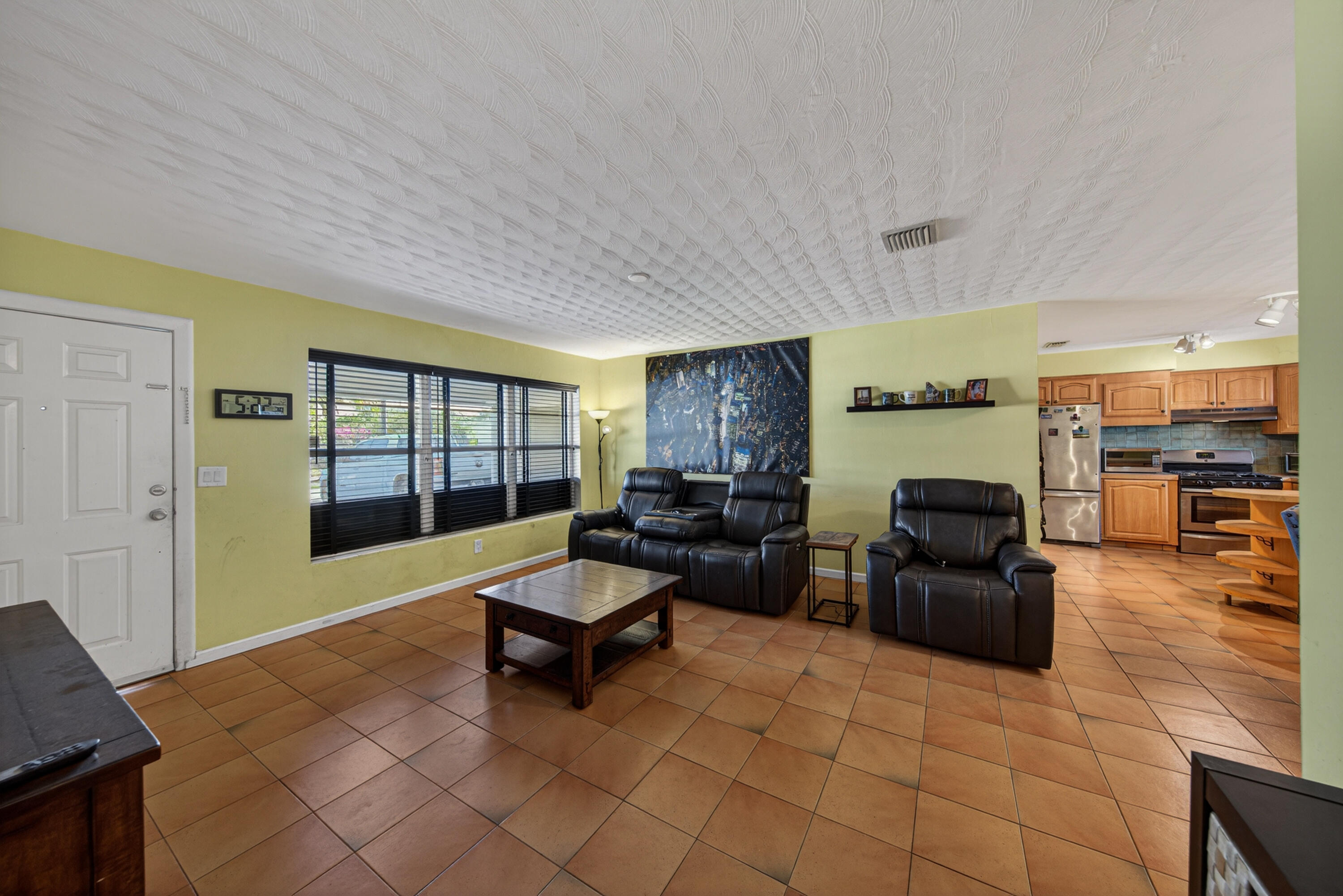 Cresthaven - Residential