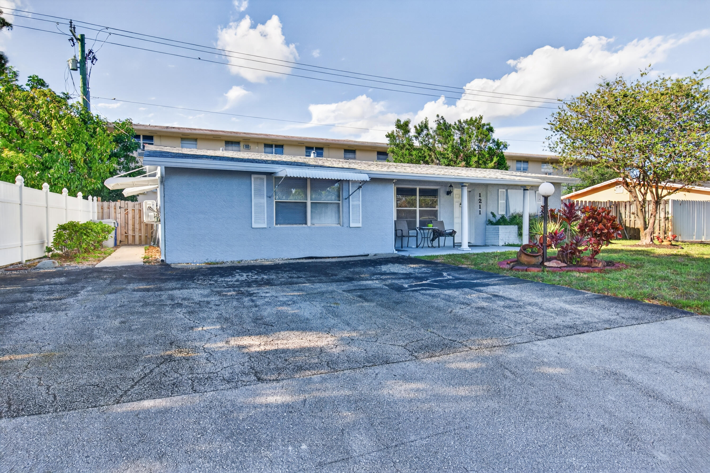 Cresthaven - Residential