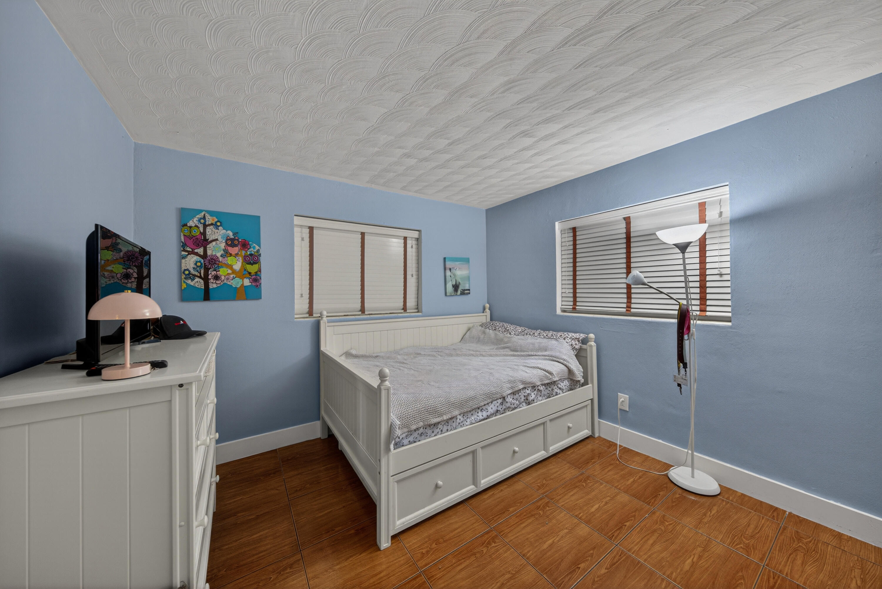 Cresthaven - Residential