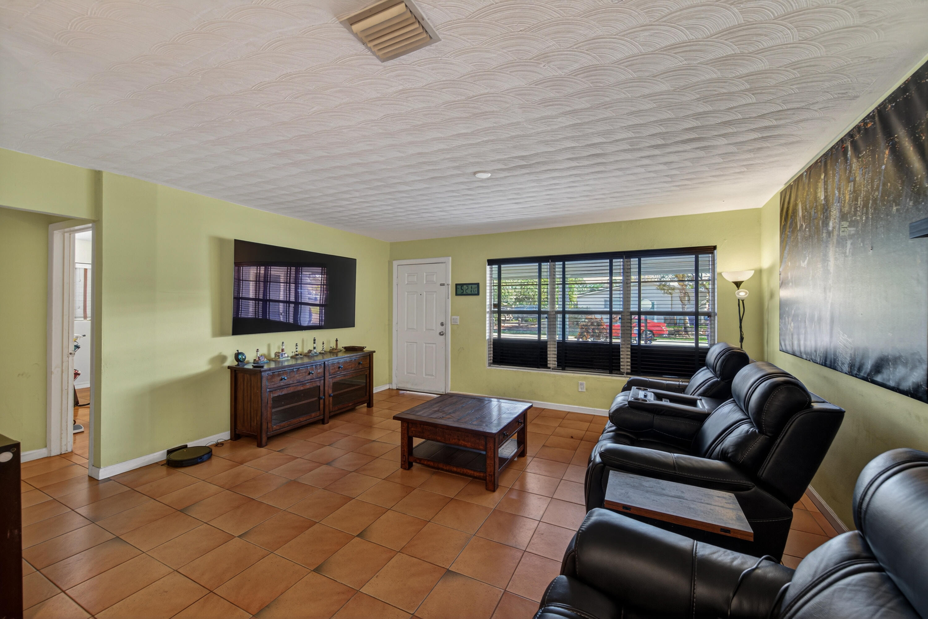 Cresthaven - Residential