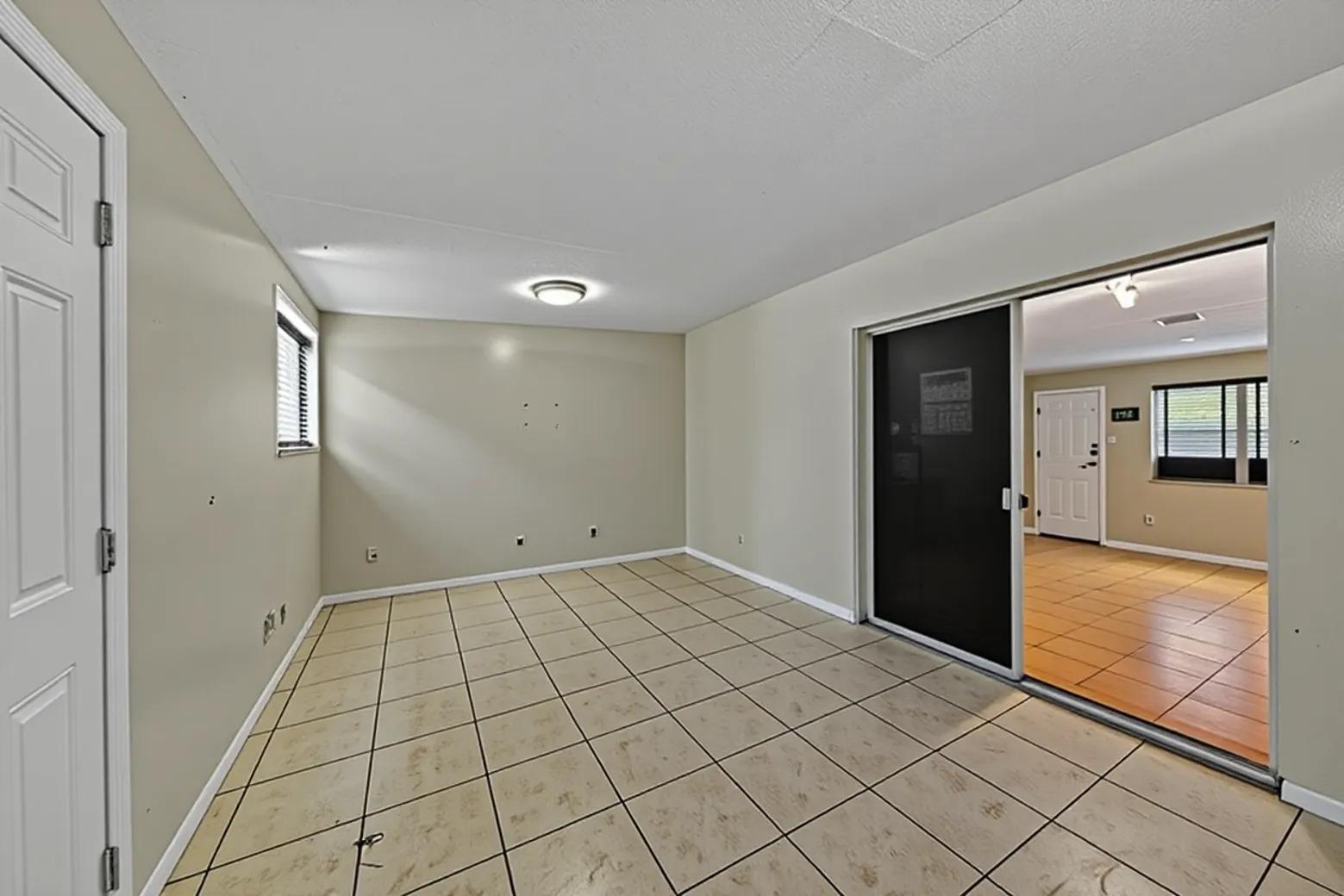 Cresthaven - Residential